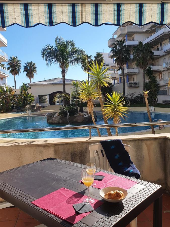 Apcostas - Port Canigo Apartment Roses